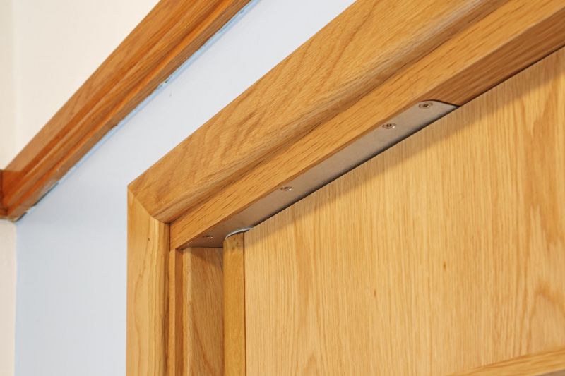 Concealed door closer